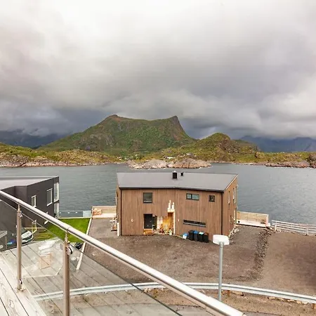 Amazing Seaview Lodge, Villa Kabelvag